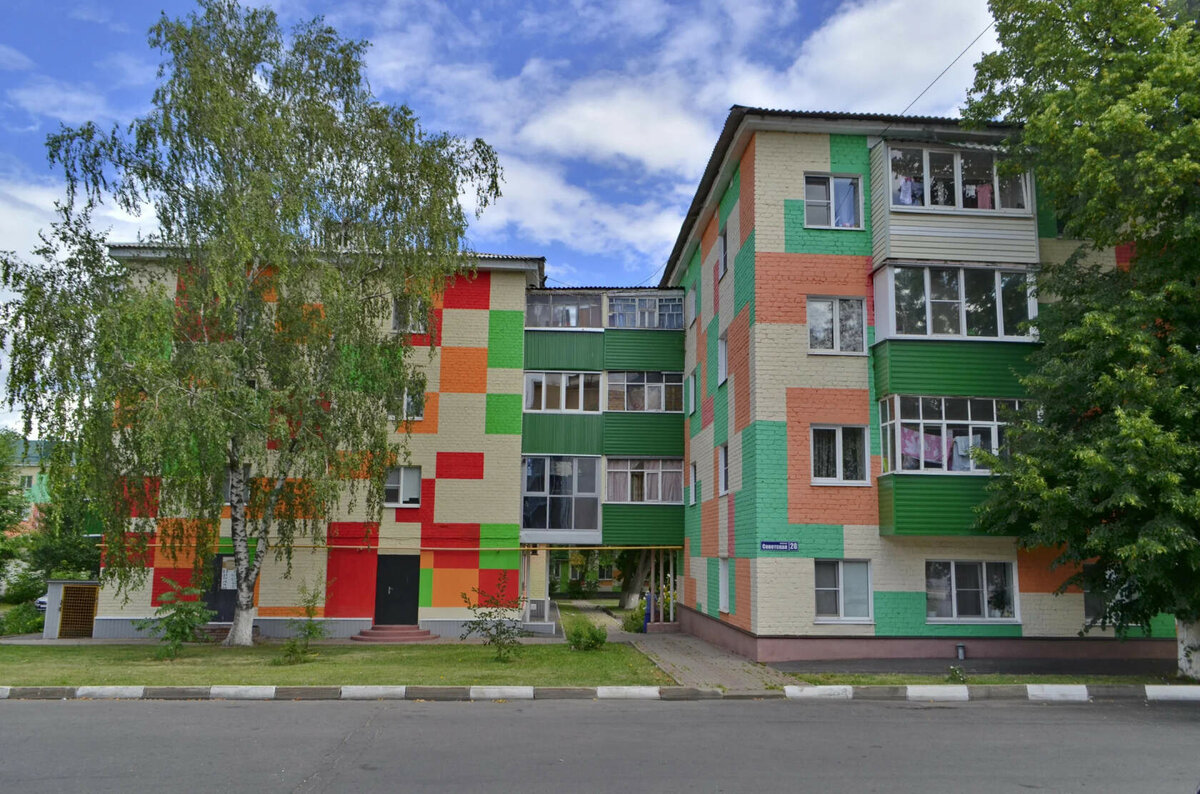фасад многоквартирного дома фото