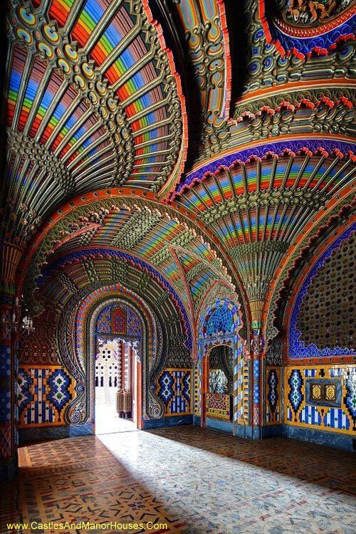 замок саммеццано (castello di sammezzano) фото