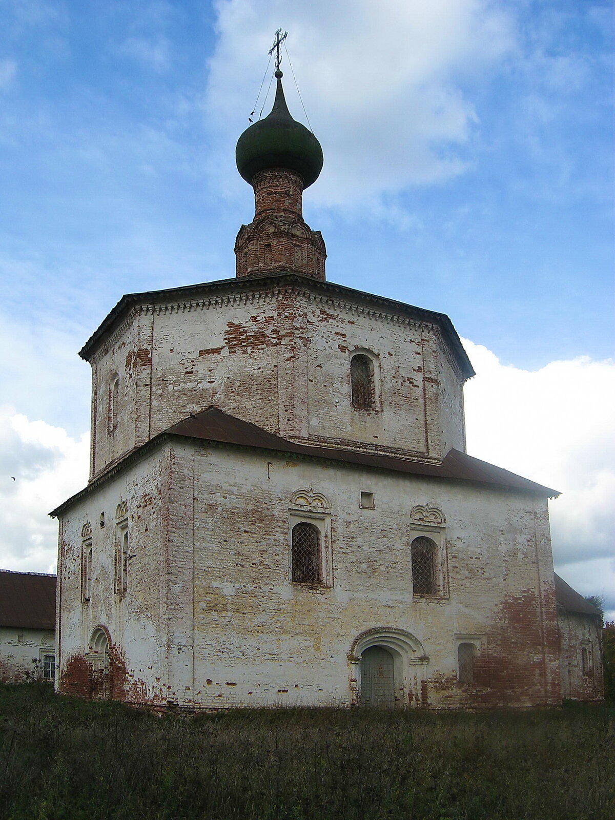 церковь козьмы и дамиана в суздале фото