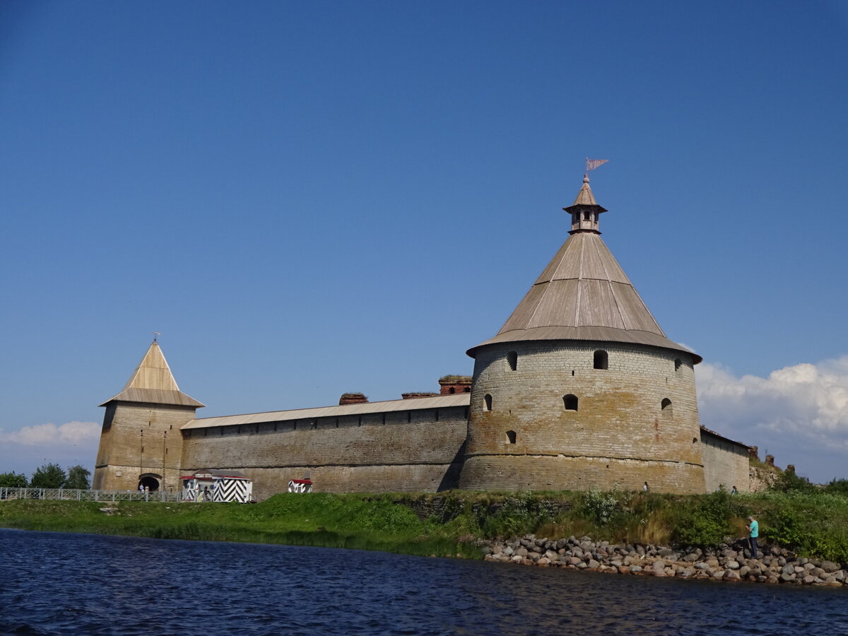 крепость орешек шлиссельбург фото