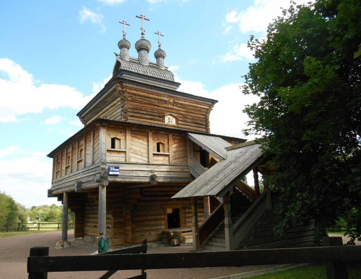 церковь георгия победоносца в коломенском (деревянная) фото