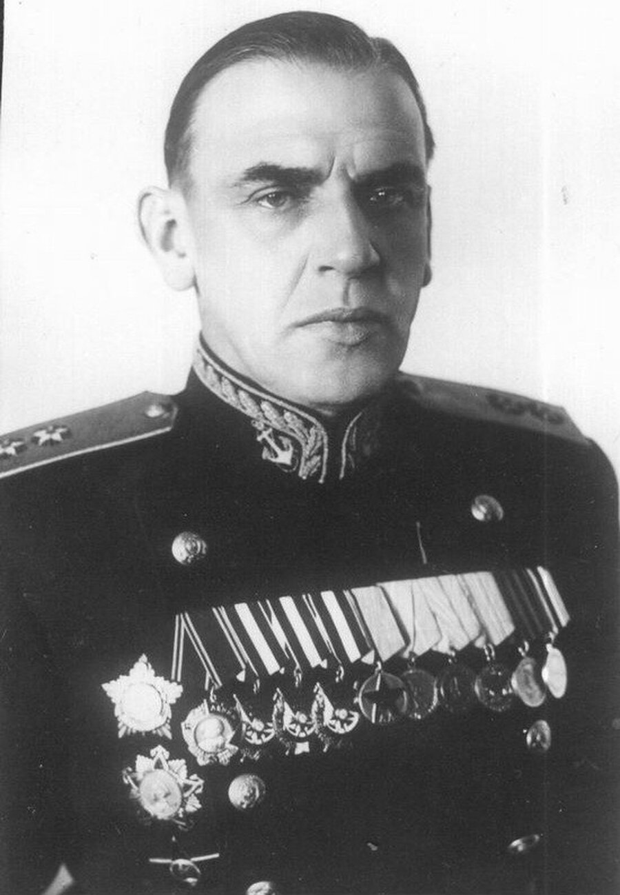 вице-адмирал фролов александр сергеевич фото
