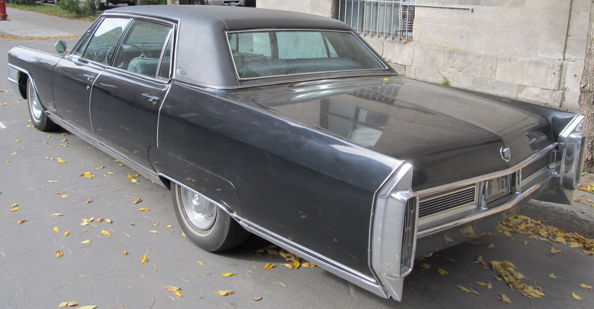 cadillac fleetwood фото