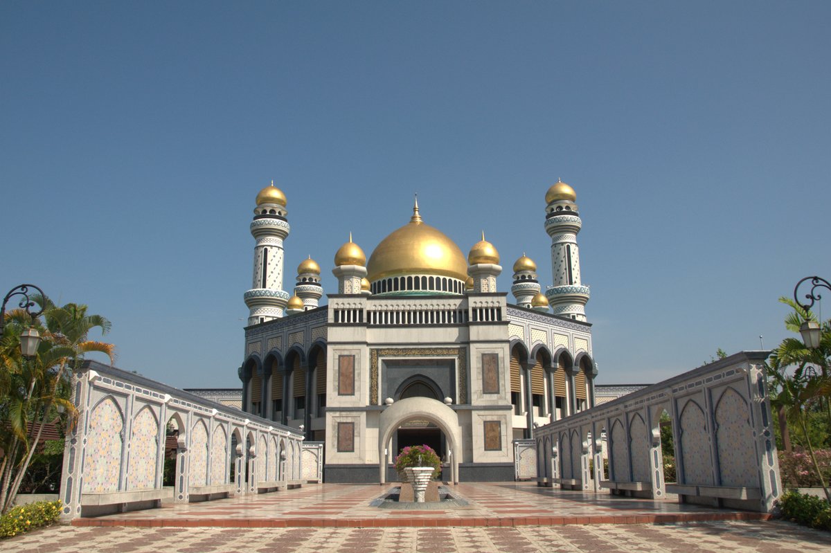 дворец султана брунея фото