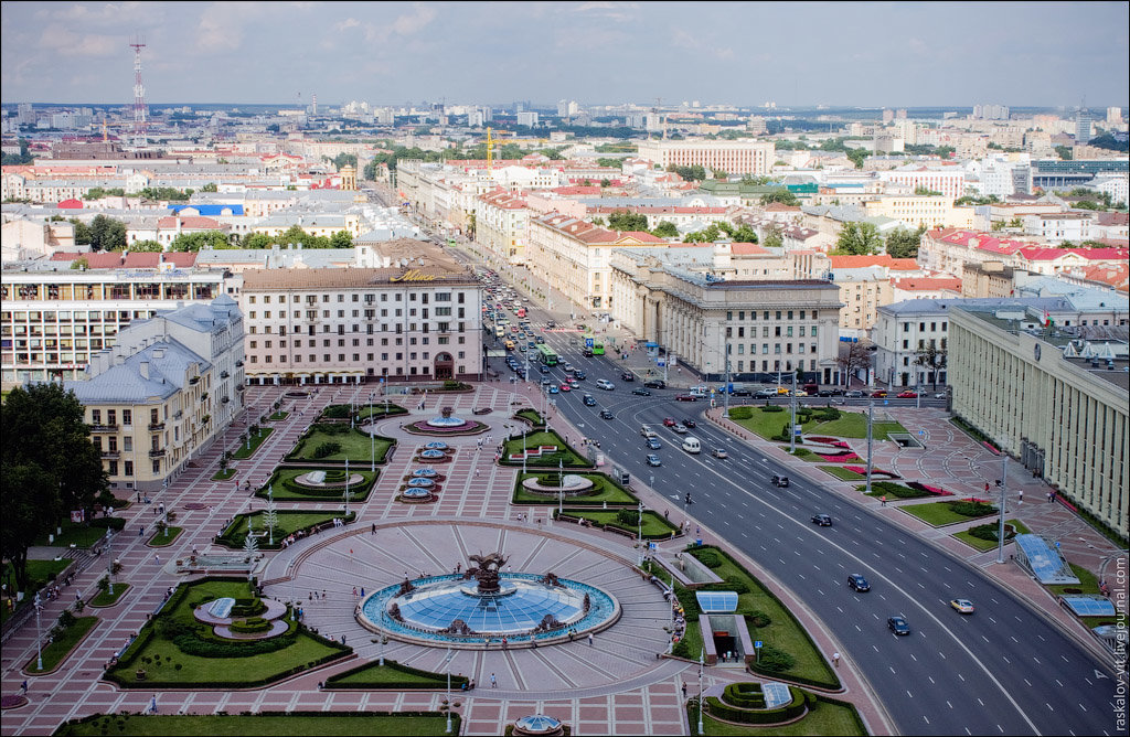 площадь независимости минск фото