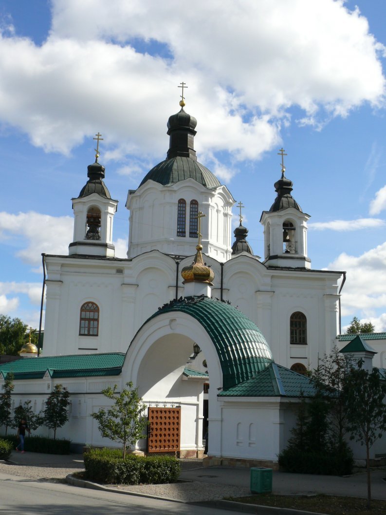 храм в честь всемилостивого спаса фото