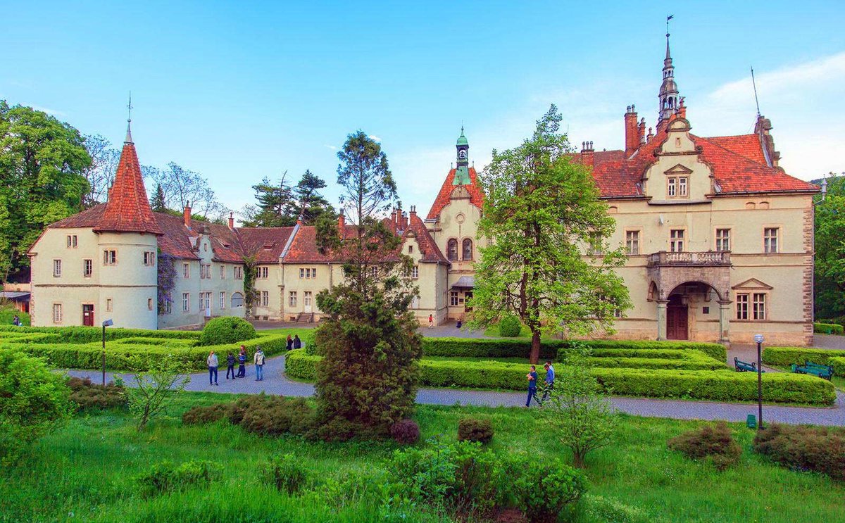 дворец шенборнов закарпатье фото