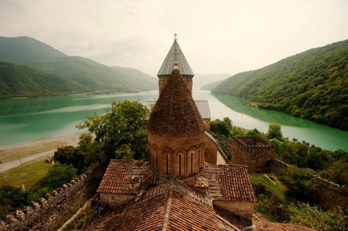 ананури грузия фото