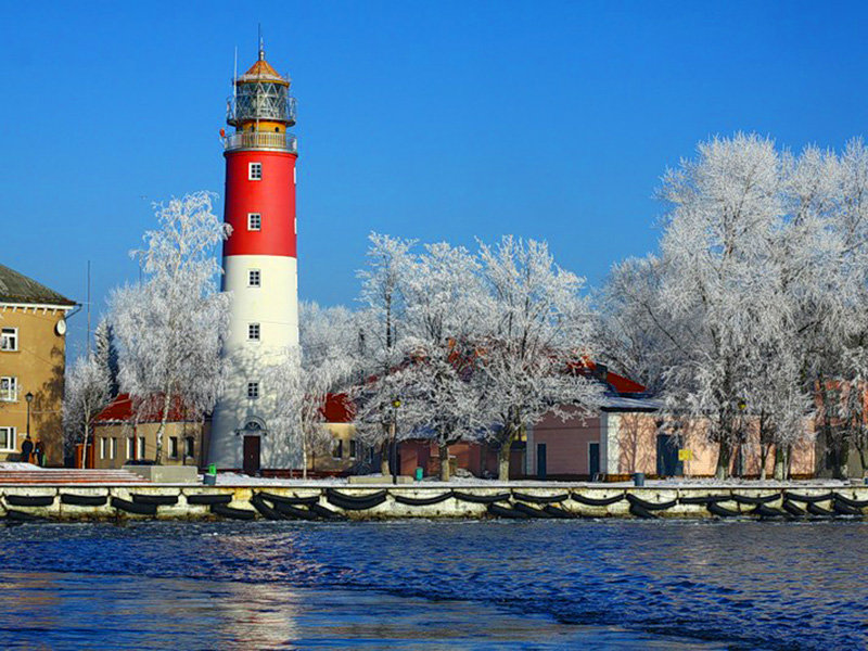 маяк в балтийске фото