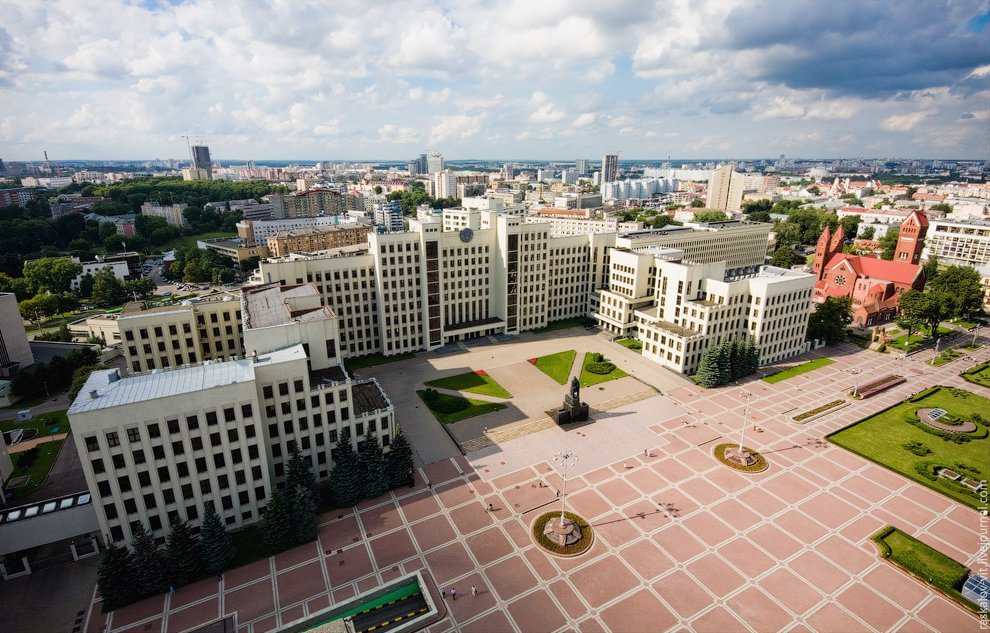 здание правительства беларуси фото