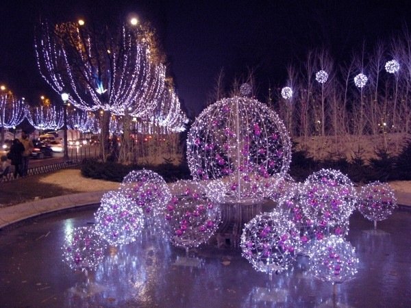 иллюминация париж весна 2018 фото