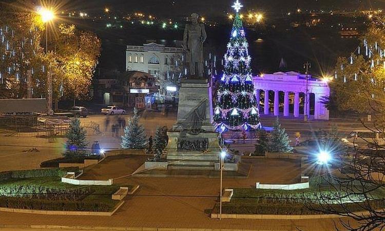 новый год площадь нахимова севастополь фото