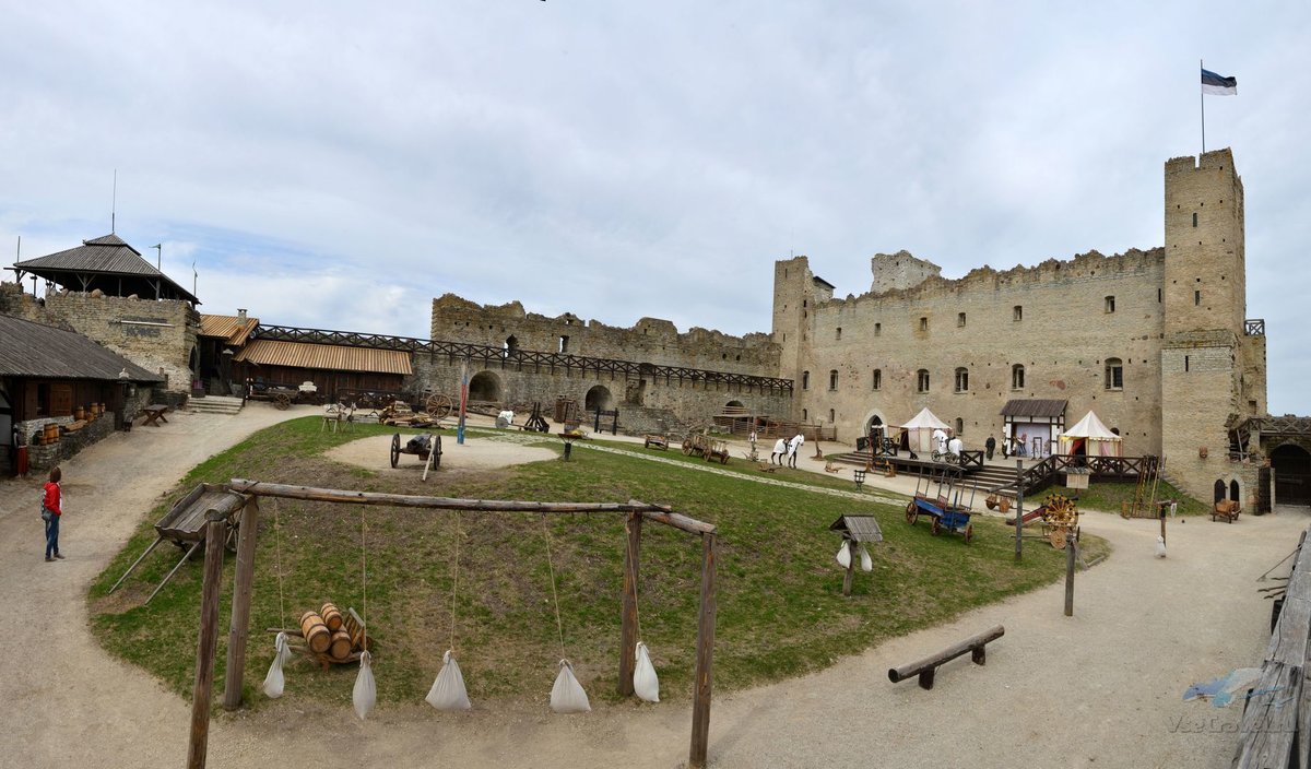 замок раквере фото