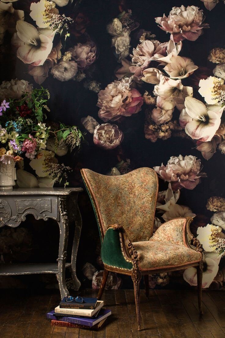 dark vintage floral фото