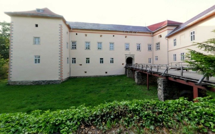 ужгородский замок ужгород фото