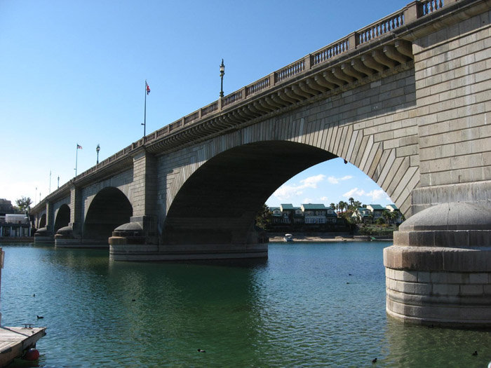 лондонский мост (лейк-хавасу-сити) фото