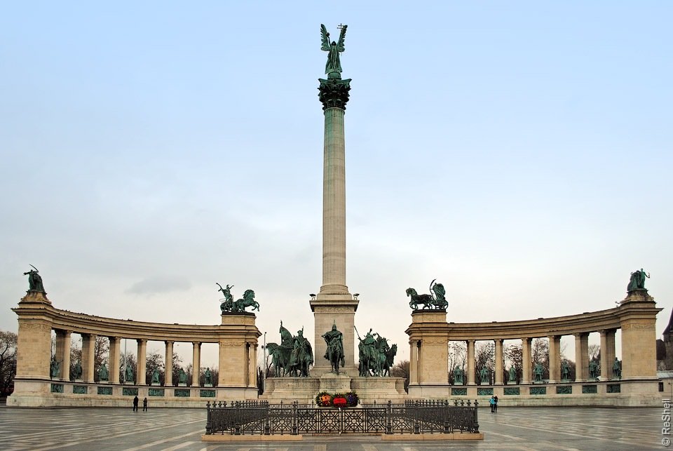 площадь героев в будапеште фото