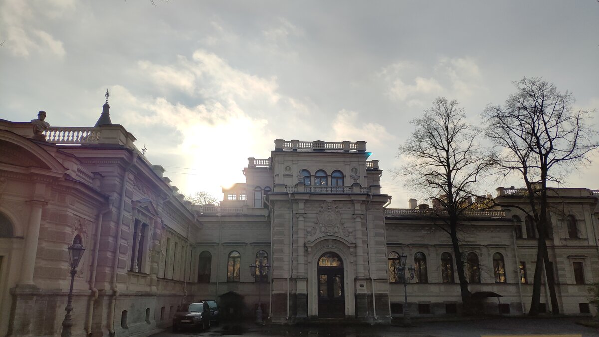 дворец великого князя алексея александровича фото