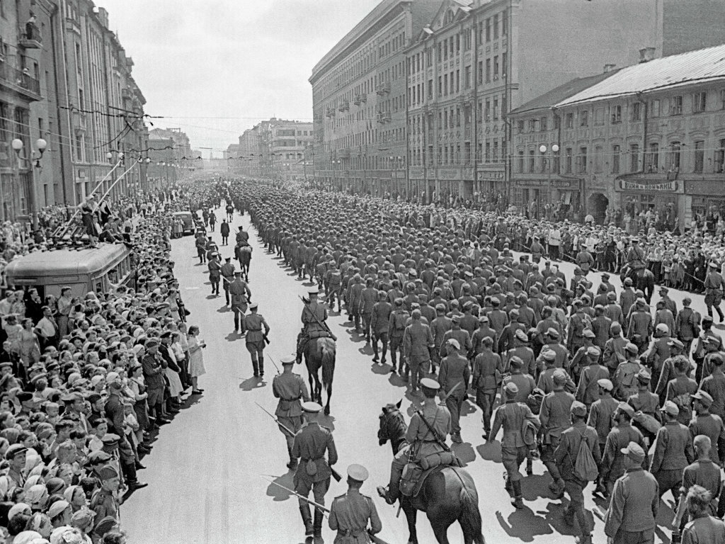 парад военнопленных немцев в москве 1944 фото
