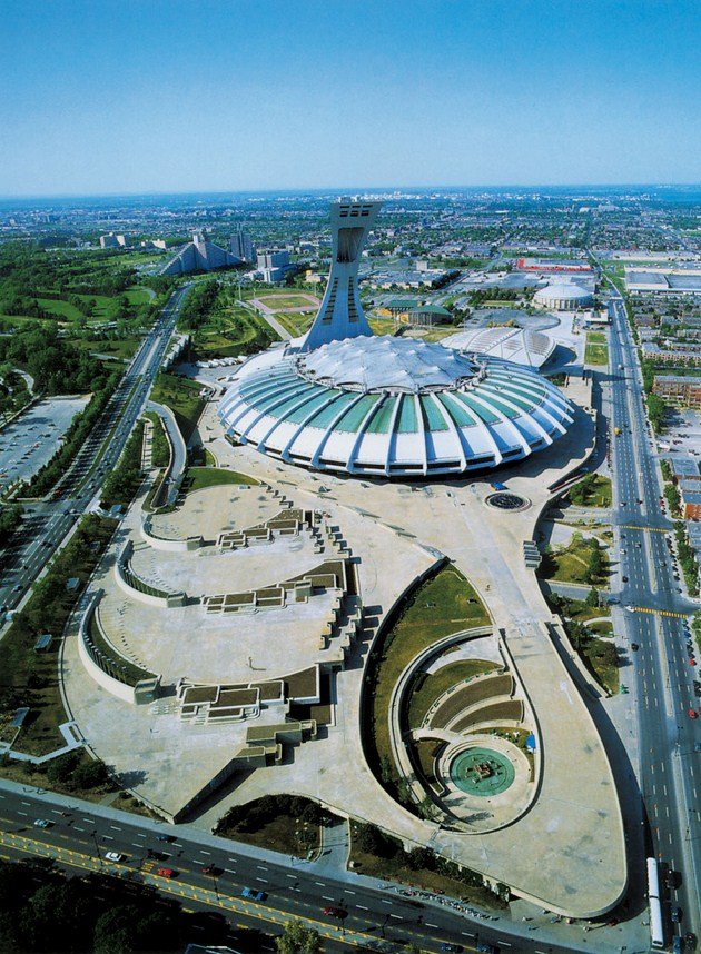 олимпийский стадион stade olympique, монреаль фото