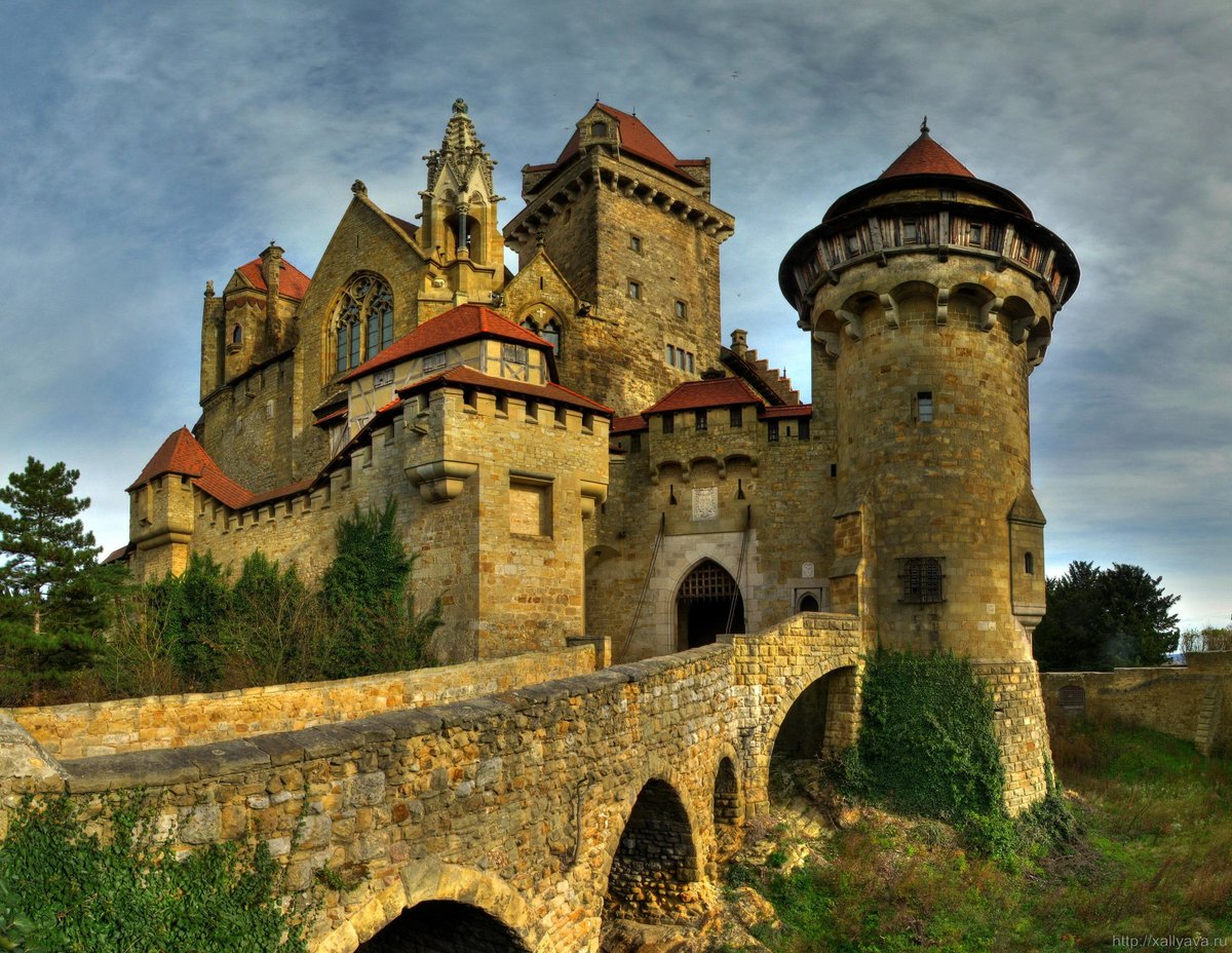 замок кройценштайн фото