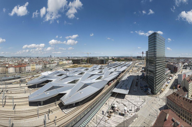 вена вокзал hauptbahnhof фото