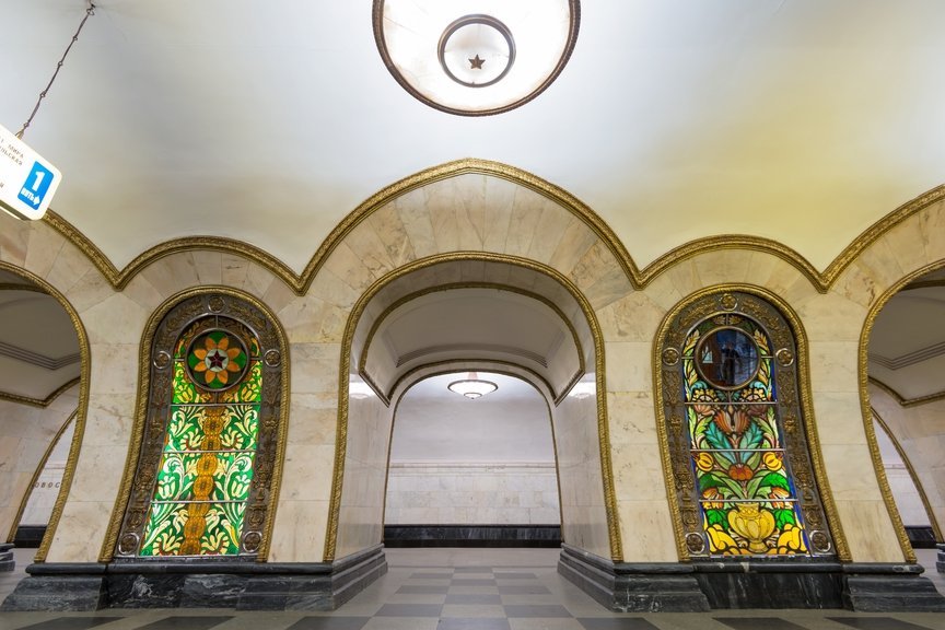 московское метро новослободская фото