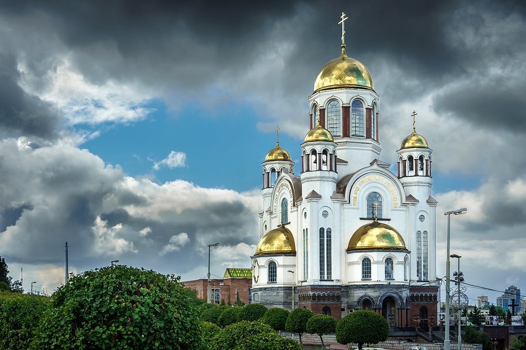 екатеринбург храм на крови фото