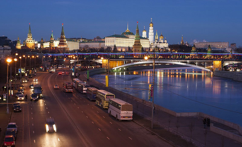 москва река кремль фото