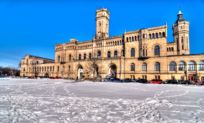 leibniz universität фото