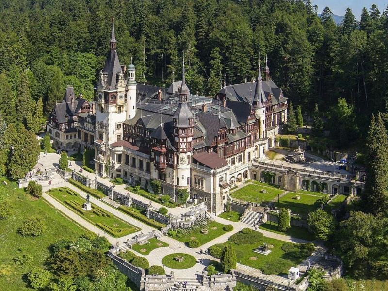 замок пелеш румыния фото