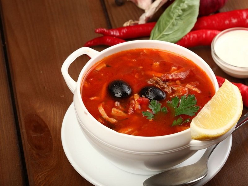 солянка сборная мясная фото