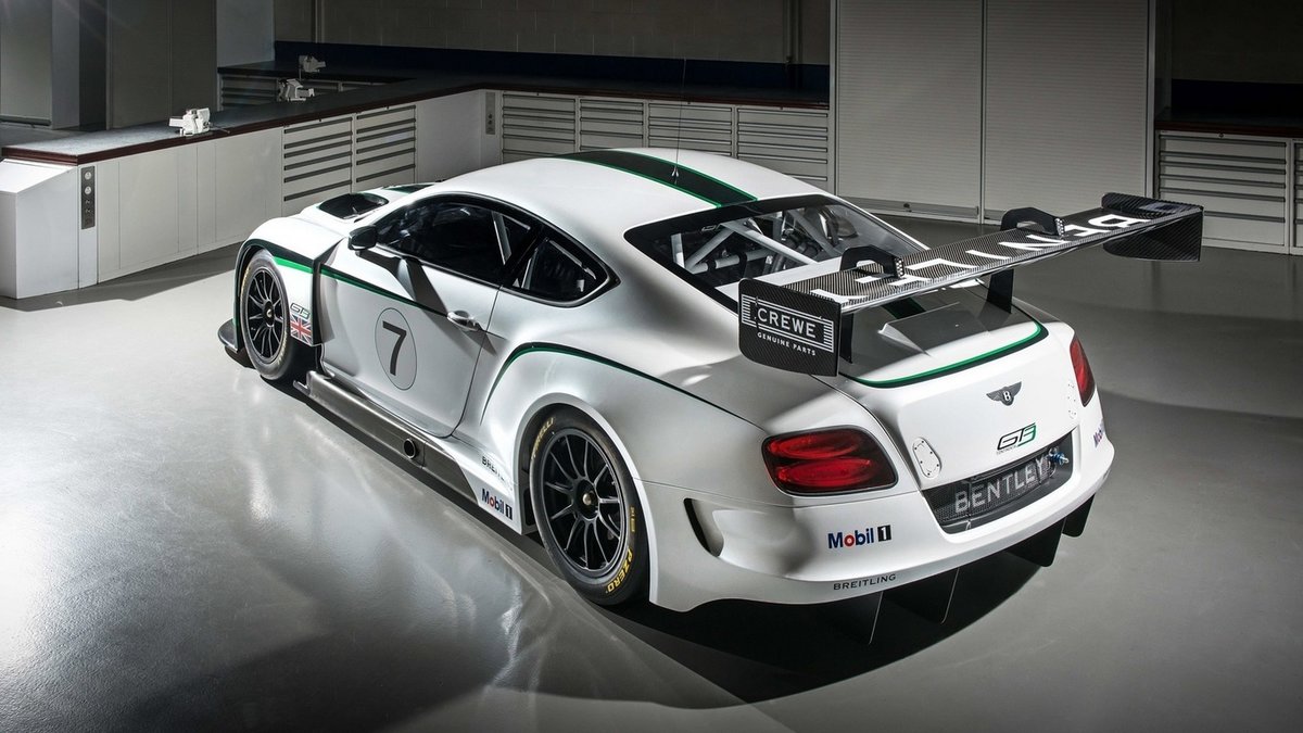 гоночная бентли gt3 фото