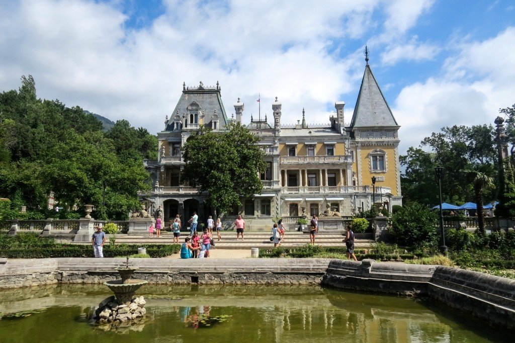 массандровский дворец ялта фото