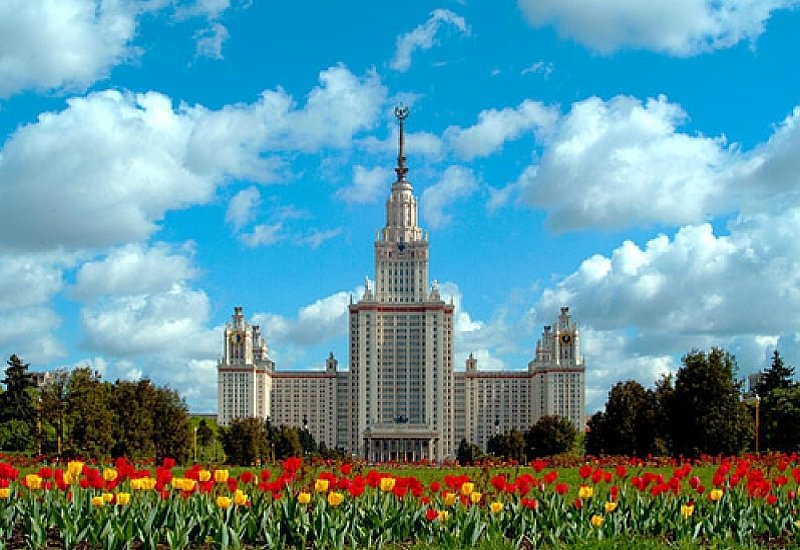 здание мгу на воробьевых горах фото