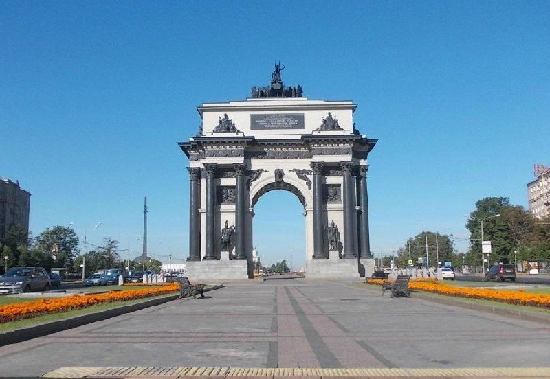 триумфальная арка бове москва фото