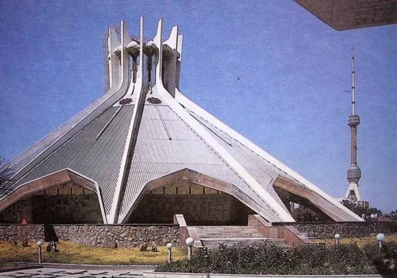 кафедральный собор бразилиа арх о нимейер 1970 фото