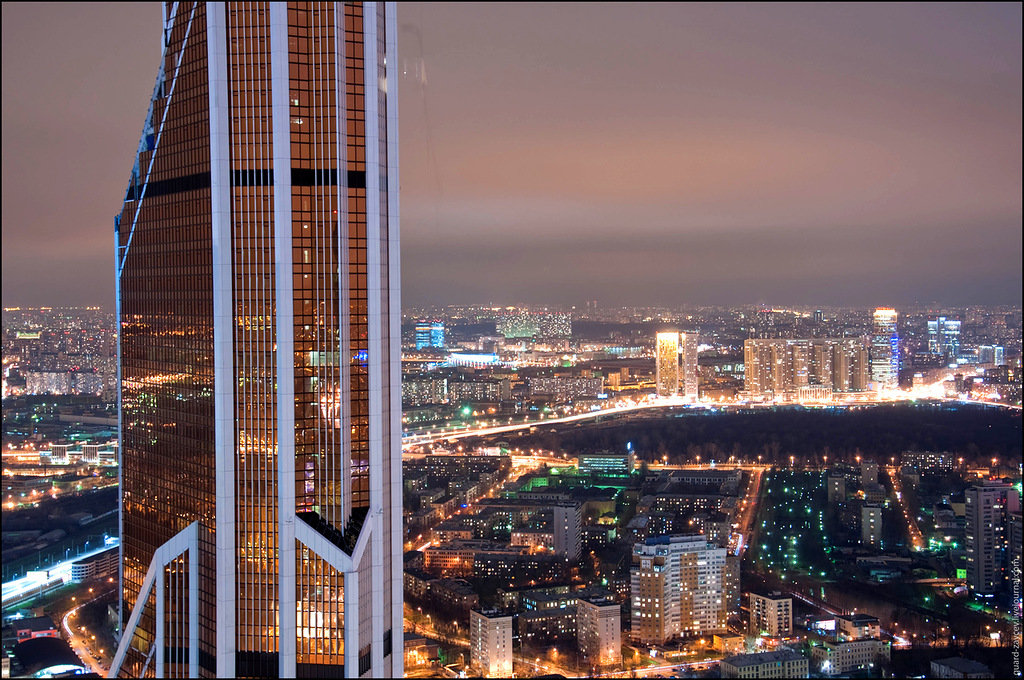 башня меркурий фото