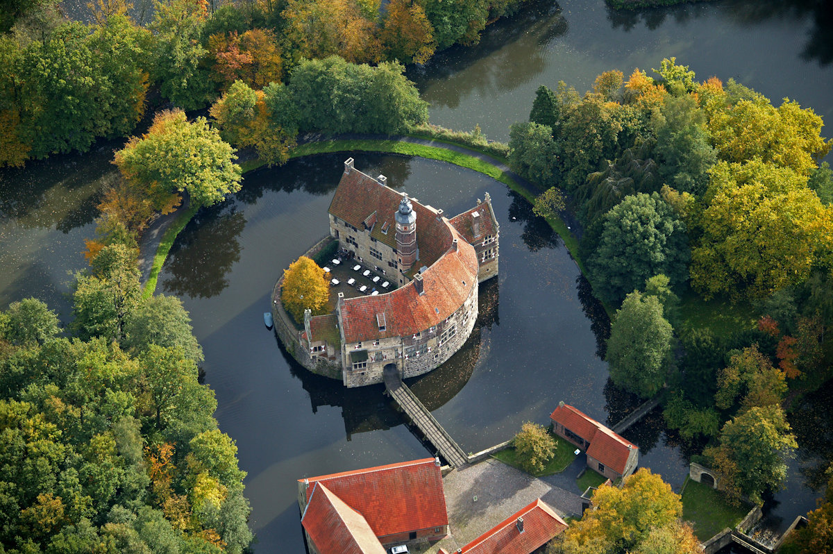 замок vischering германия фото