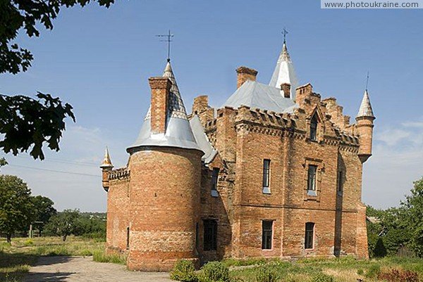замок попова в васильевке фото