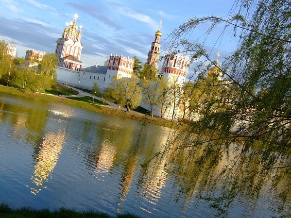 новодевичий монастырь москва фото