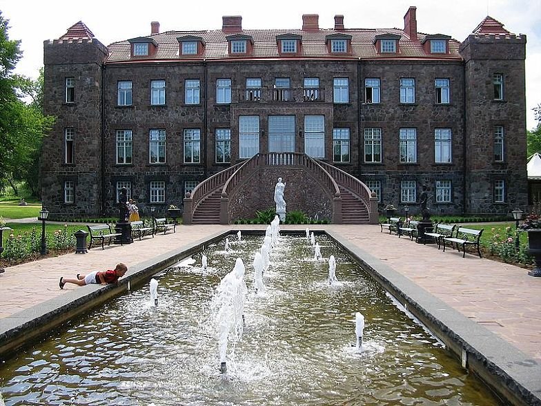 замок kalvi эстония фото