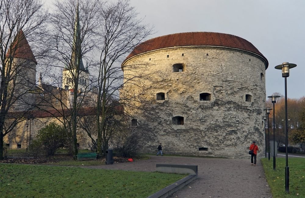 башня толстая маргарита в таллине фото