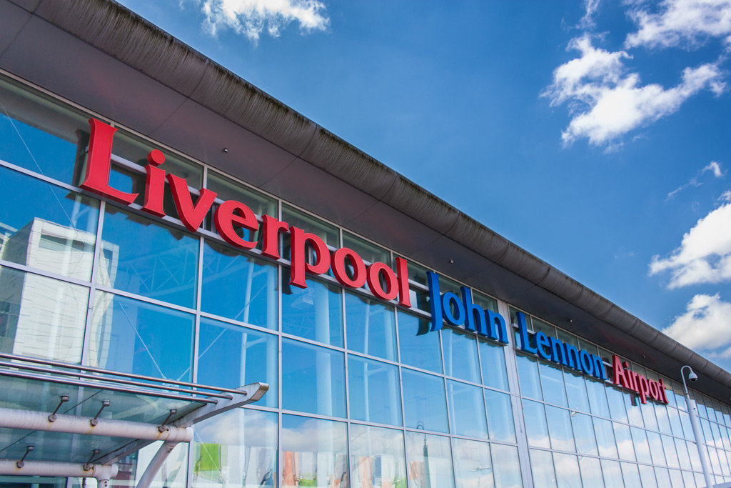 liverpool john lennon airport фото