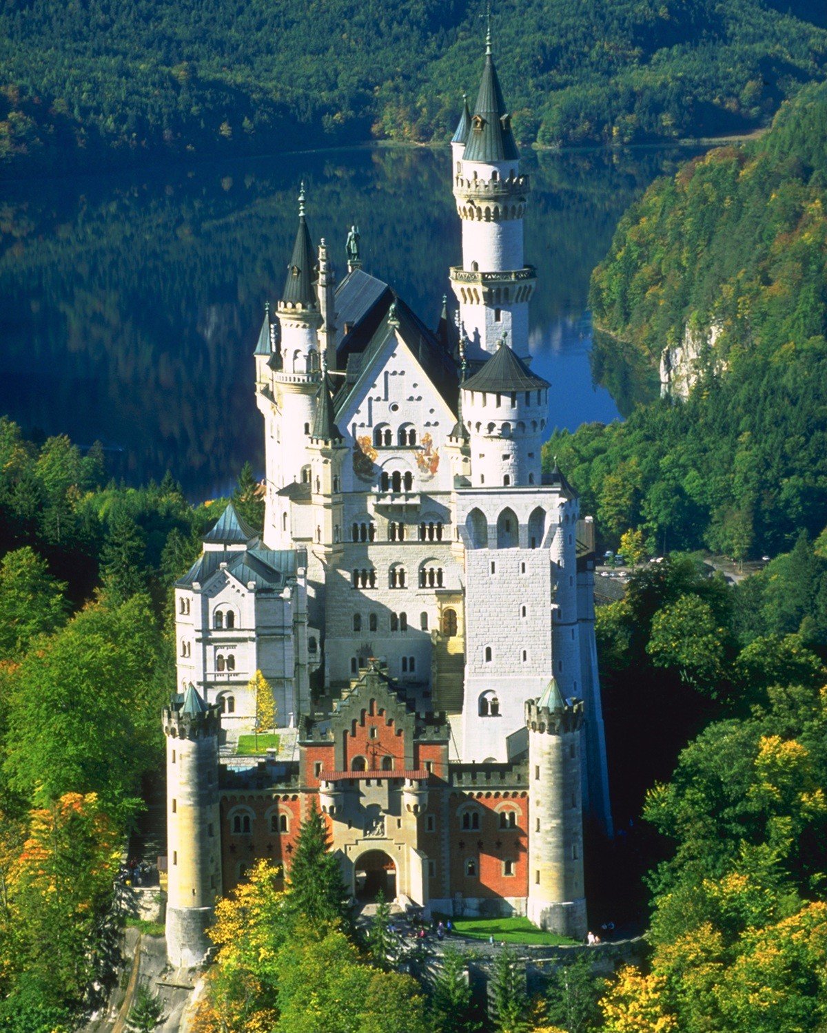 замок нойшванштайн бавария германия фото