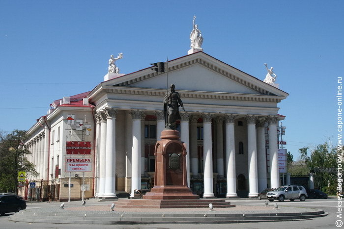 новый экспериментальный театр волгоград фото