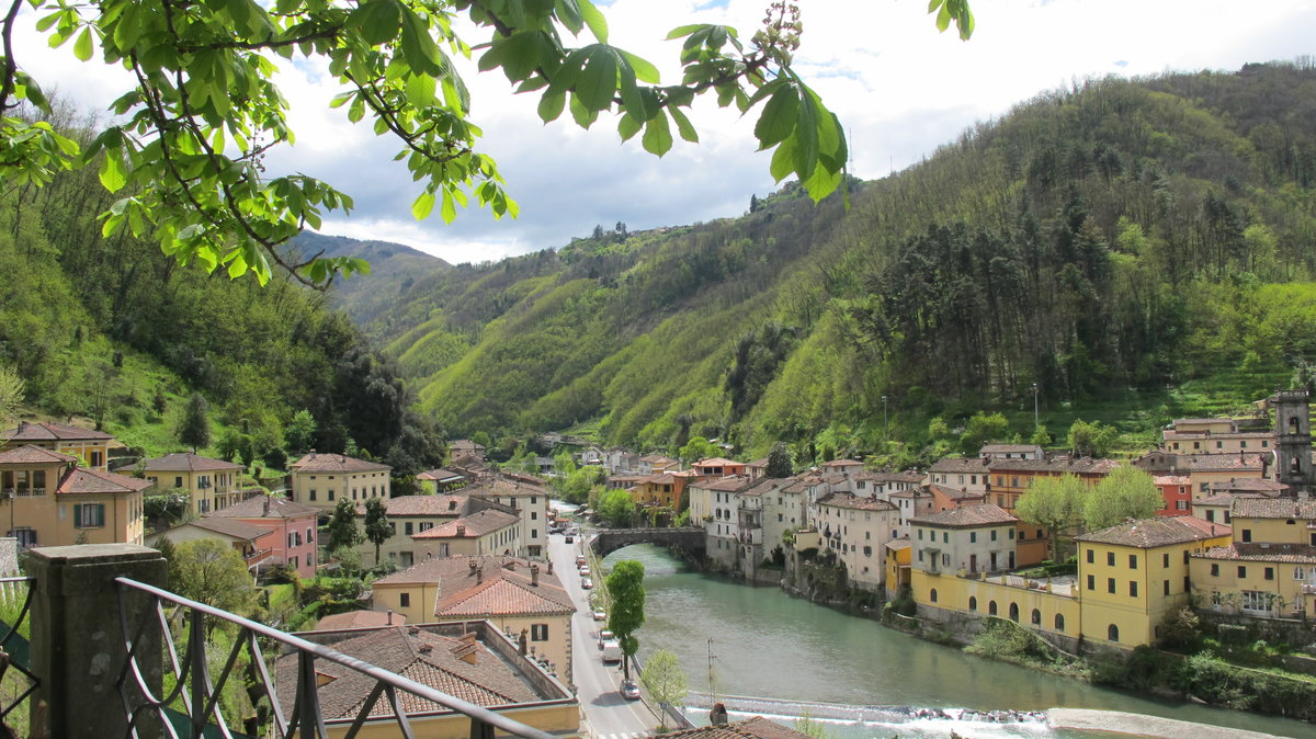 bagni di lucca, италия фото