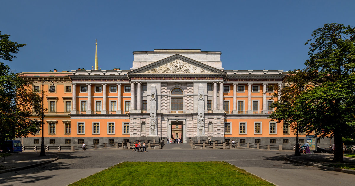 михайловский замок в санкт петербурге фото