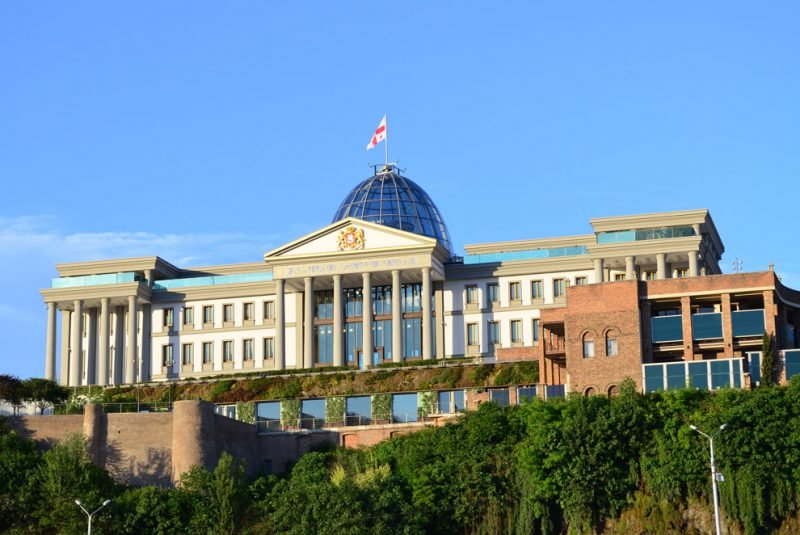 президентский дворец тбилиси фото