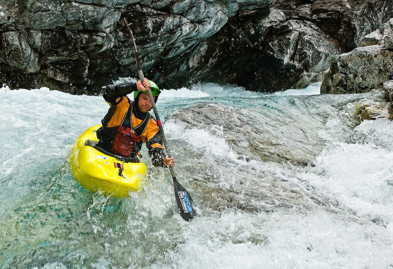 whitewater kayaking фото